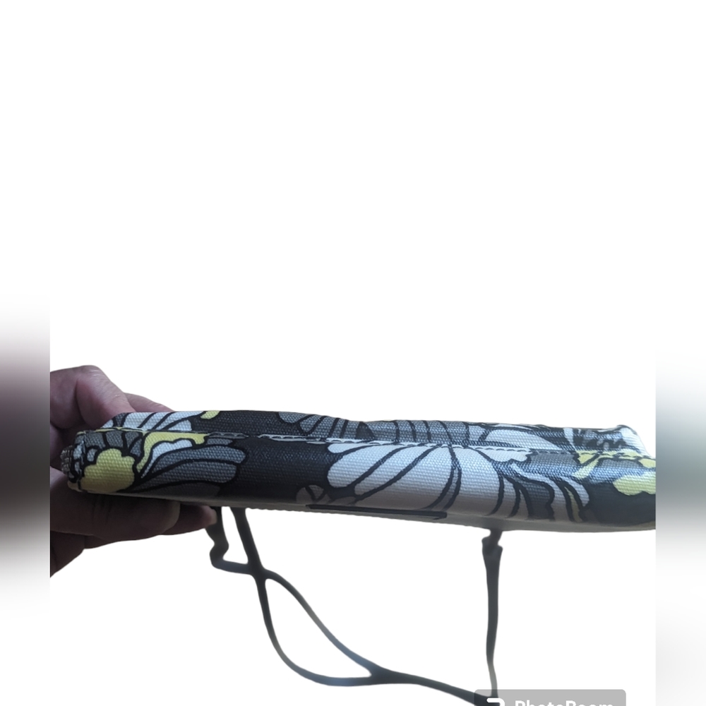 Sakroots crossbody purse - Picture 6 of 8